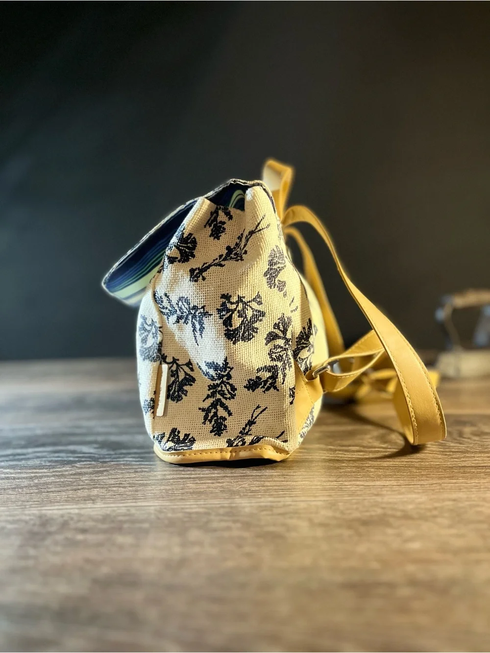 Vera Bradley Straw Mini Backpack Purse Cream Blue Coral Retired